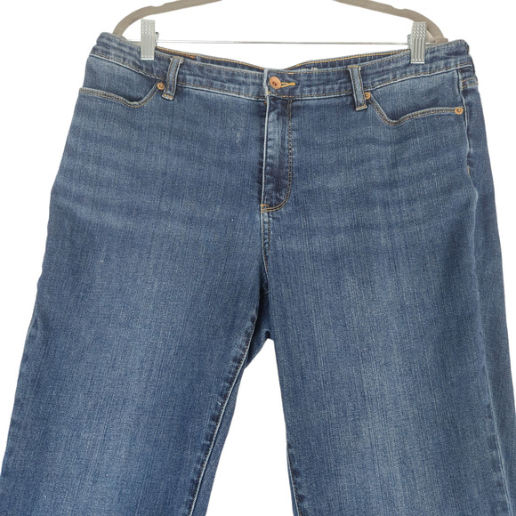 Lands End Jeans Womens Sz 16 Mid Rise Boot Cut Medium Wash - Picture 2 of 11